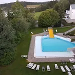 Bergpanorama Mit Pool Appartamento